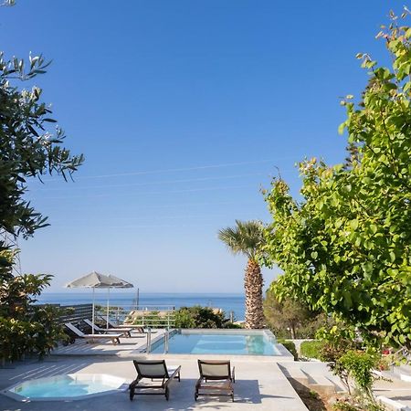 Queen'S Gem Luxury Villa - Heated Jacuzzi & Pool خيرسونِسوس المظهر الخارجي الصورة