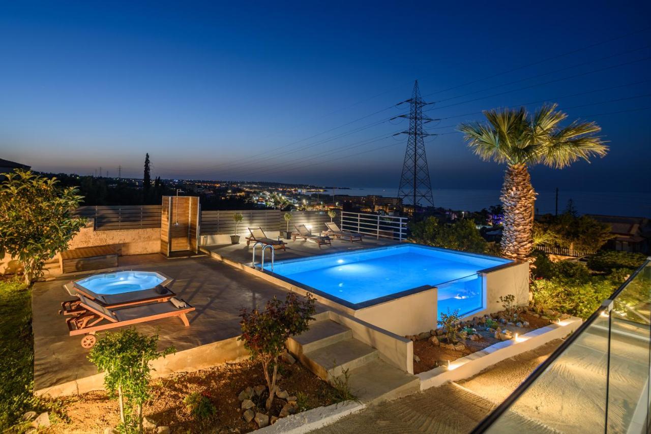 Queen'S Gem Luxury Villa - Heated Jacuzzi & Pool خيرسونِسوس المظهر الخارجي الصورة