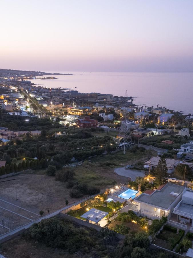 Queen'S Gem Luxury Villa - Heated Jacuzzi & Pool خيرسونِسوس المظهر الخارجي الصورة