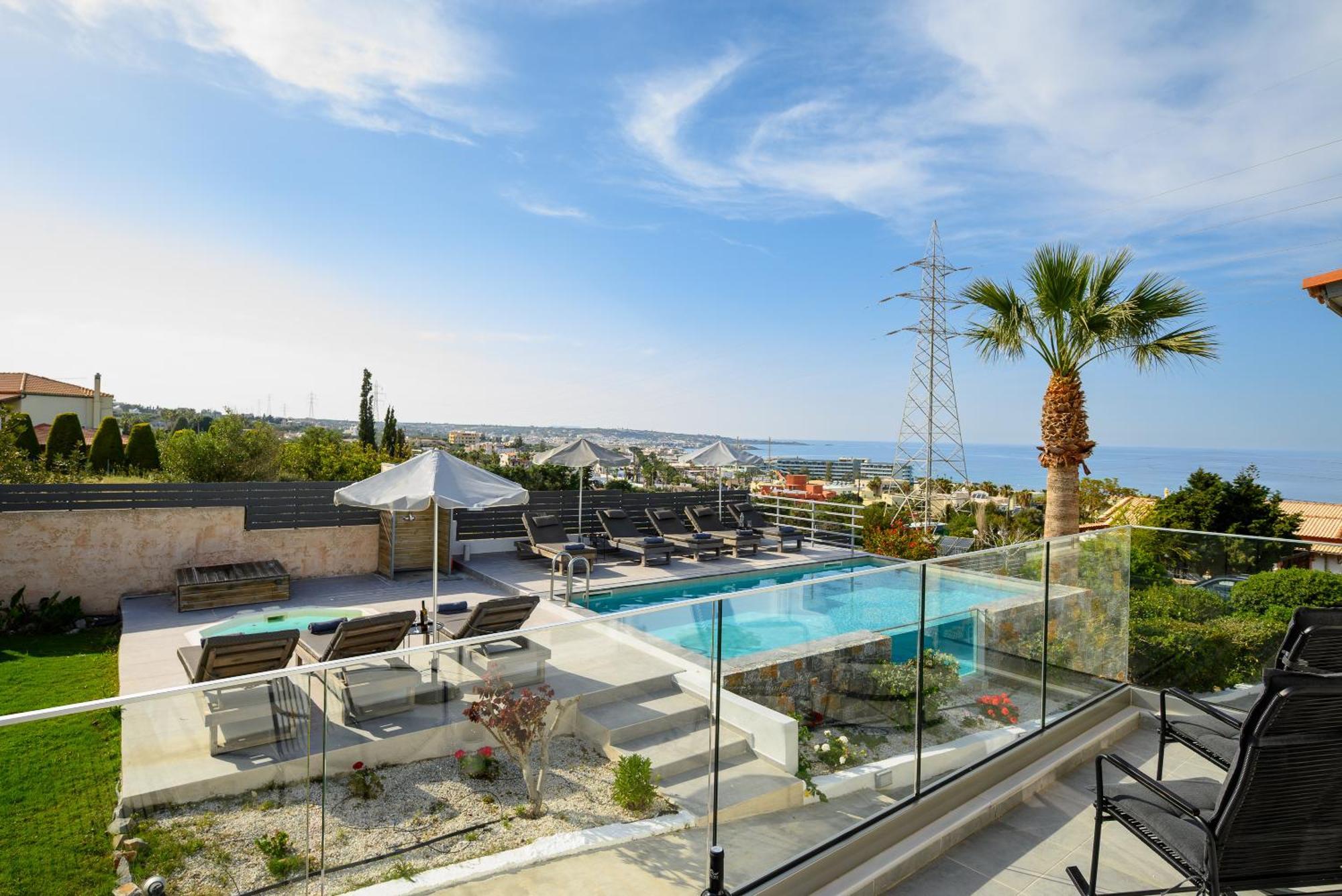 Queen'S Gem Luxury Villa - Heated Jacuzzi & Pool خيرسونِسوس المظهر الخارجي الصورة