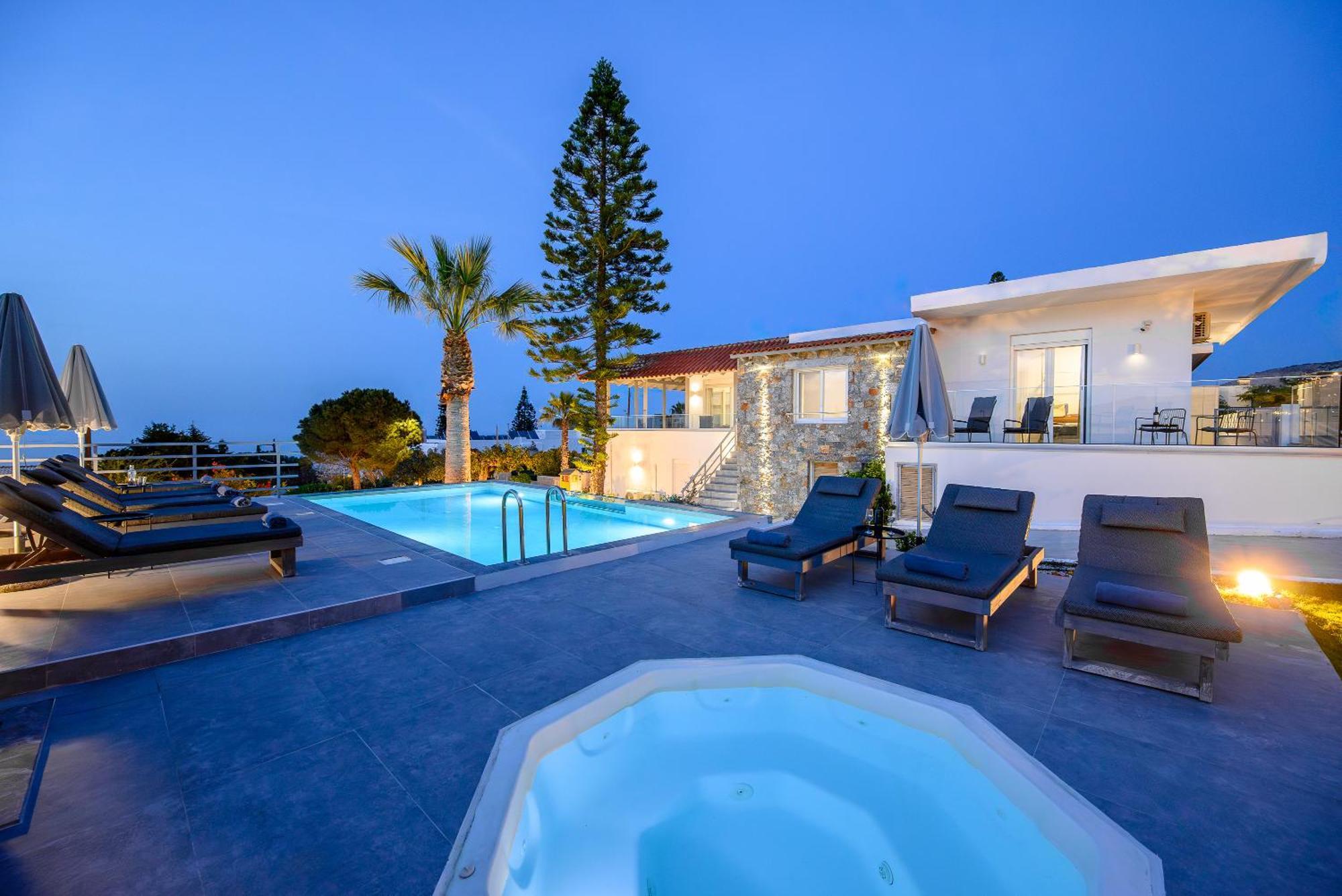 Queen'S Gem Luxury Villa - Heated Jacuzzi & Pool خيرسونِسوس المظهر الخارجي الصورة